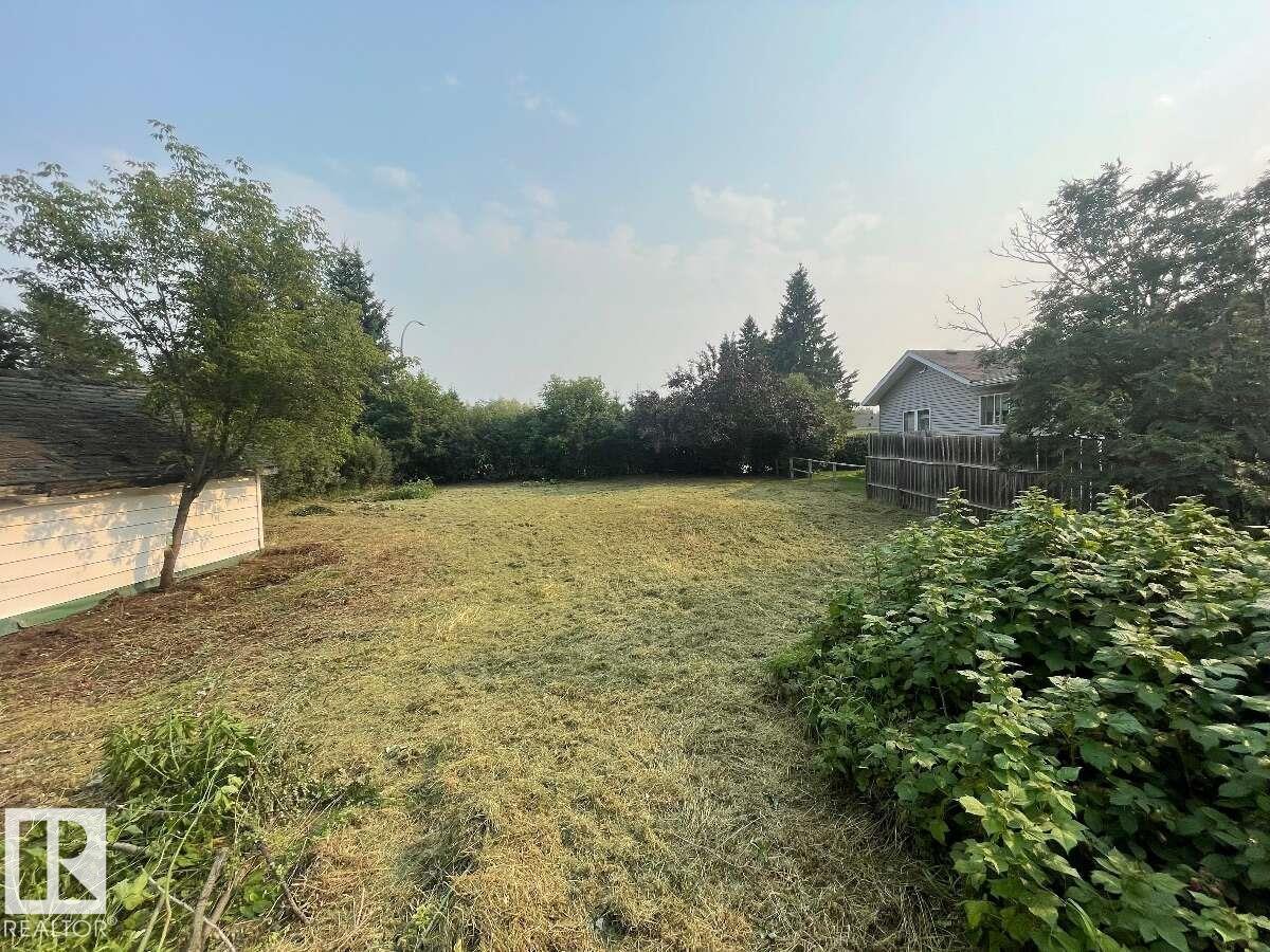 4816 46th AV, Evansburg