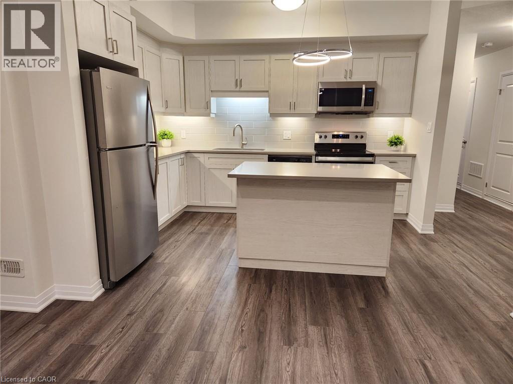 25 Isherwood Avenue Unit# D61, Cambridge, Ontario  N1R 0E2 - Photo 4 - 40835042