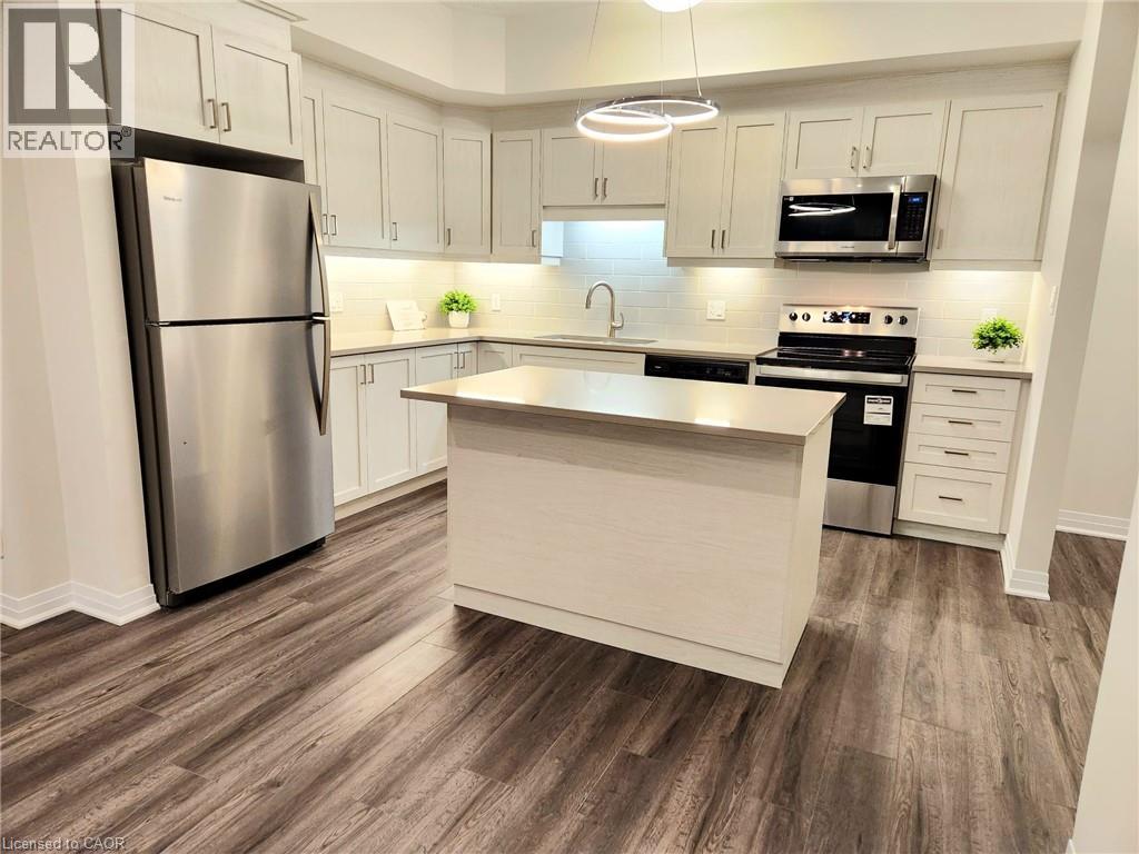 25 Isherwood Avenue Unit# D61, Cambridge, Ontario  N1R 0E2 - Photo 5 - 40835042