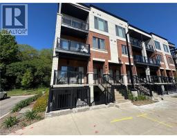 25 ISHERWOOD Avenue Unit# D61, Cambridge, Ontario