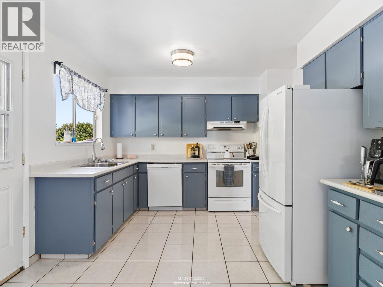 785 Regan Avenue, Coquitlam, British Columbia  V3J 3A7 - Photo 4 - R3152209