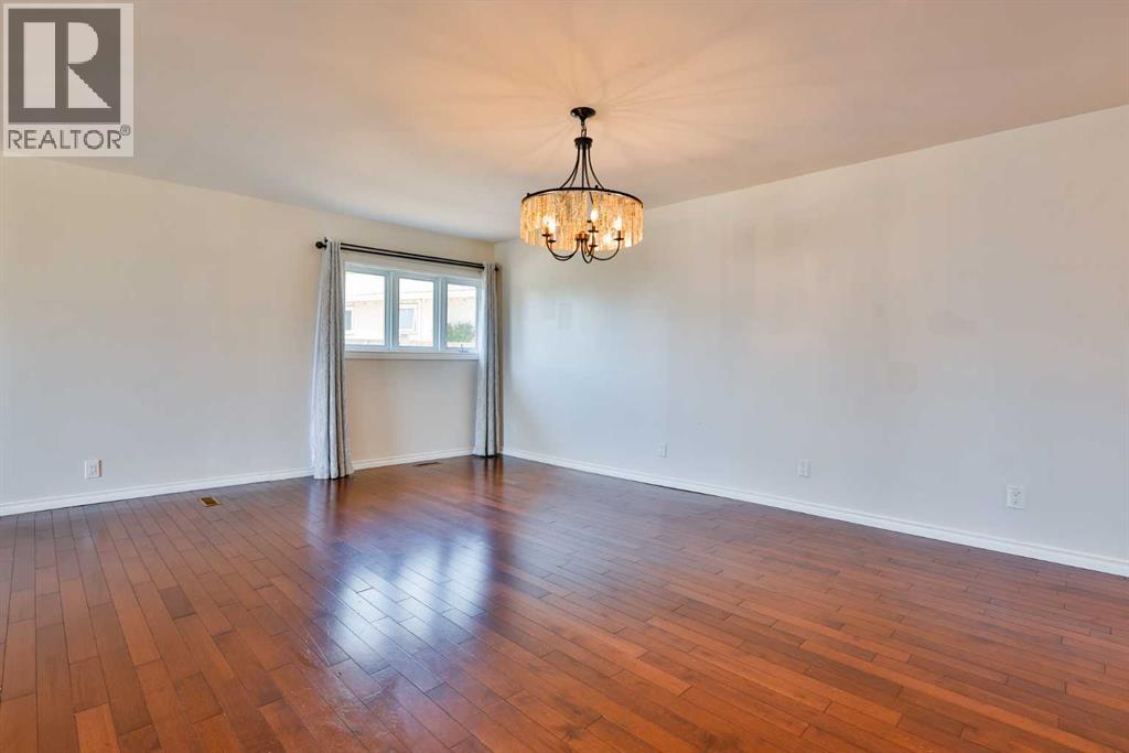 96 Oxford Road W, Lethbridge, Alberta  T1K 4V4 - Photo 10 - A2318982