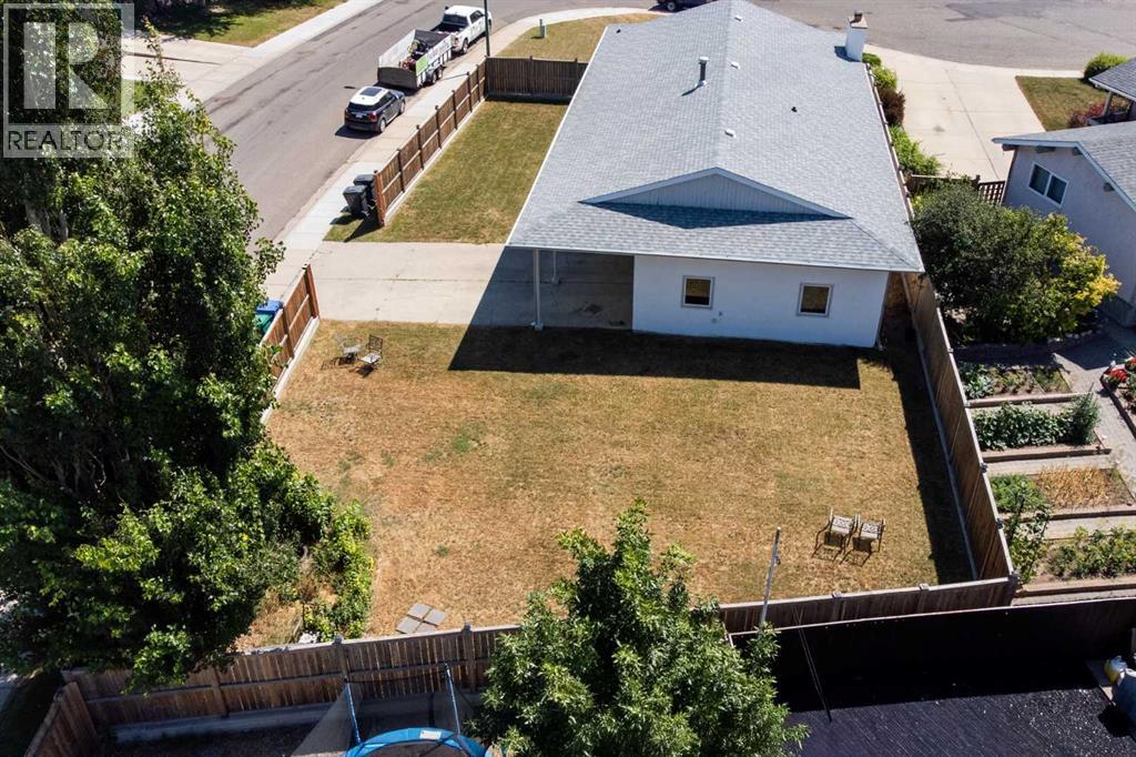 96 Oxford Road W, Lethbridge, Alberta  T1K 4V4 - Photo 41 - A2318982