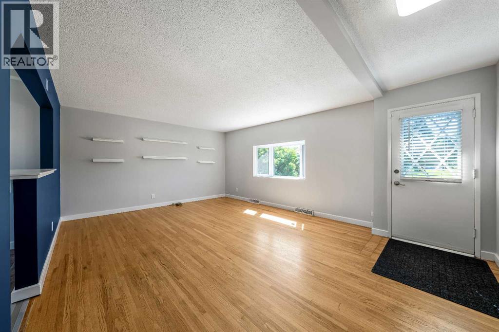 629 Agate Crescent SE, Calgary, Alberta  T2J 0Z4 - Photo 7 - A2327161