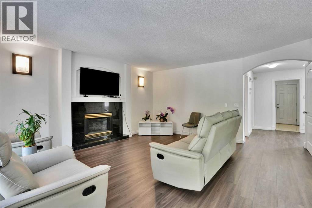 132 Evergreen Close NW, Calgary, Alberta  T2Y 2X8 - Photo 12 - A2334482