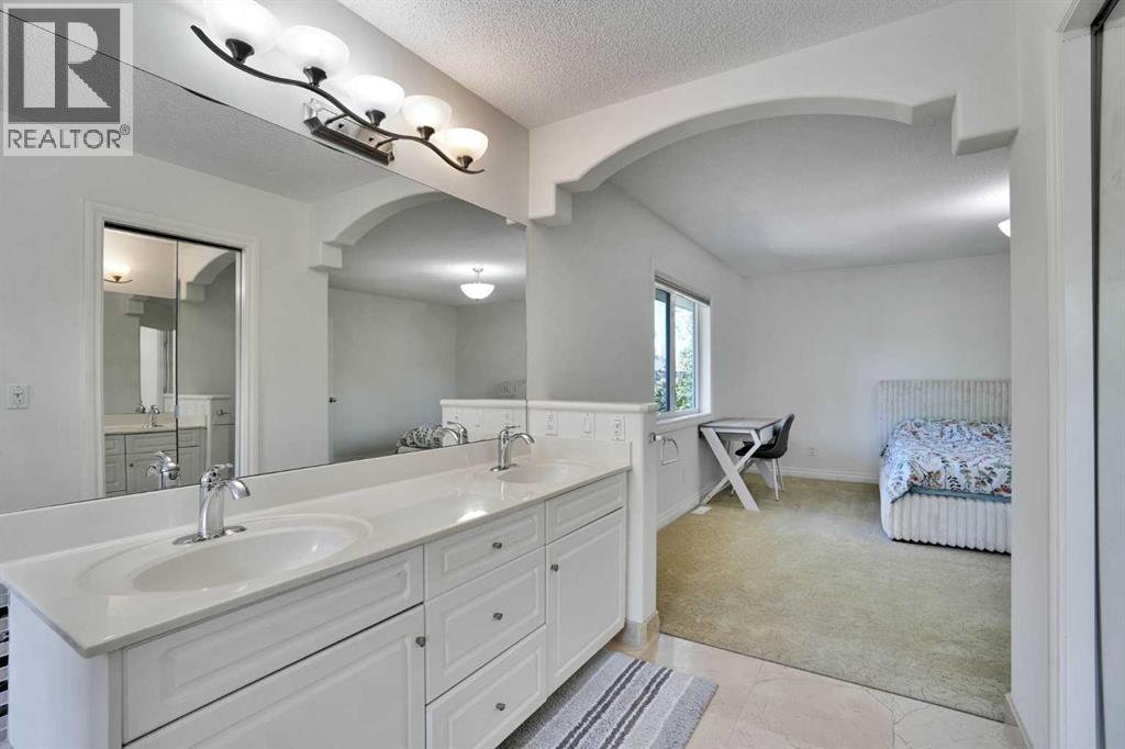 132 Evergreen Close NW, Calgary, Alberta  T2Y 2X8 - Photo 27 - A2334482