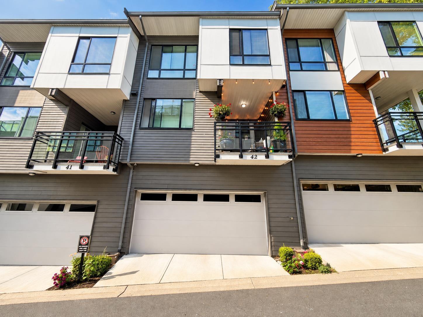 42 16433 19 Avenue, White Rock, British Columbia  V3Z 0Z1 - Photo 1 - R3153031