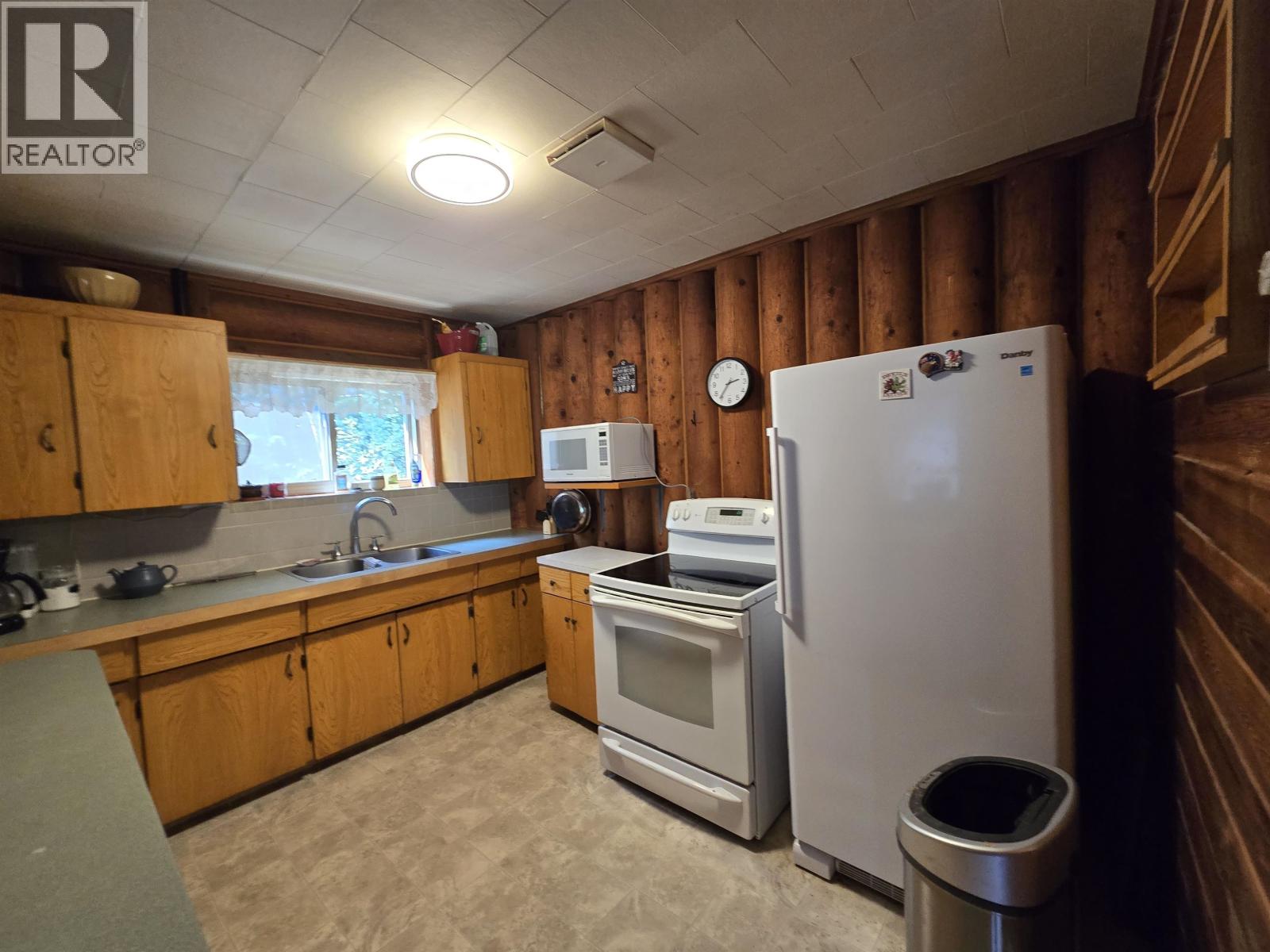 4055 Bailey Road, Valemount, British Columbia  V0E 2Z0 - Photo 12 - R3152995