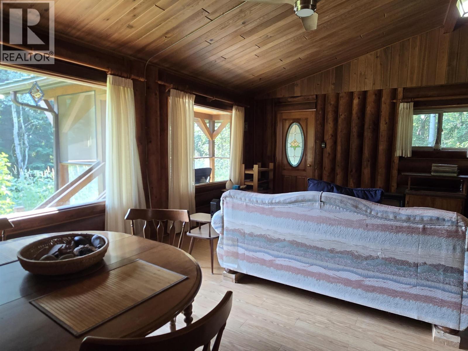 4055 Bailey Road, Valemount, British Columbia  V0E 2Z0 - Photo 9 - R3152995