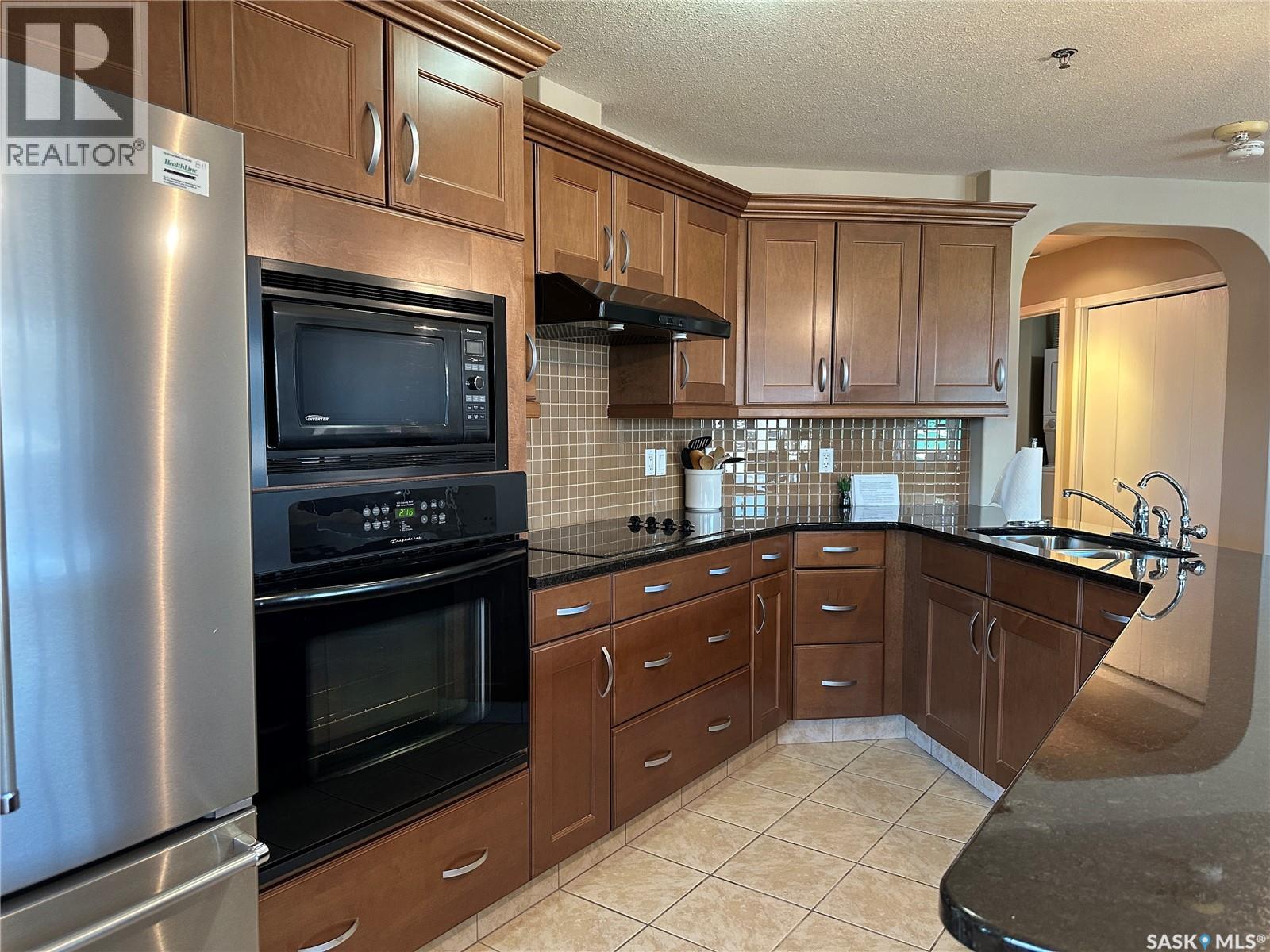 205 75 Souris Avenue, Weyburn, Saskatchewan  S4H 0C1 - Photo 16 - SK044626