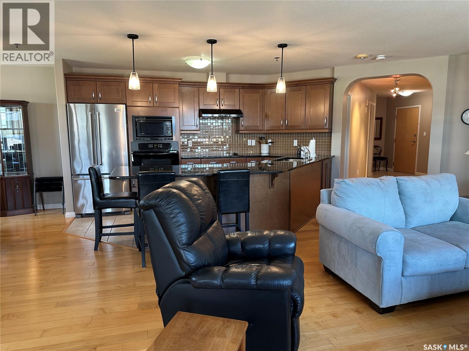 205 75 Souris Avenue, Weyburn, Saskatchewan  S4H 0C1 - Photo 4 - SK044626