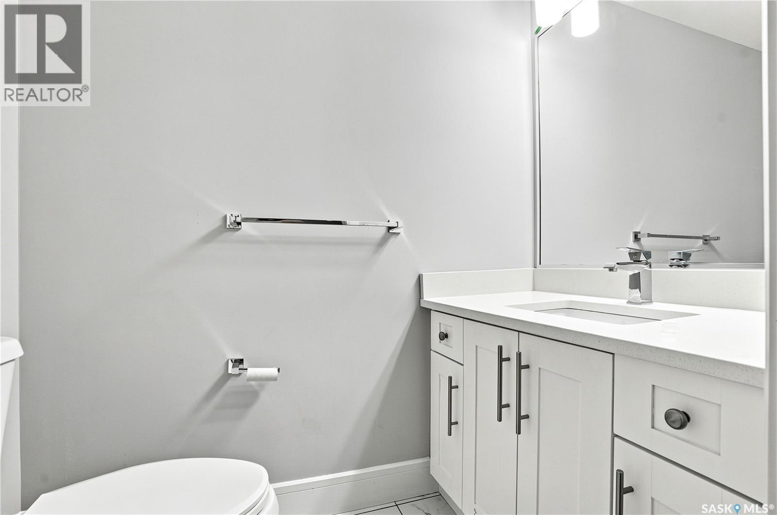 670 Fast Crescent, Saskatoon, Saskatchewan  S7W 0X1 - Photo 37 - SK044587