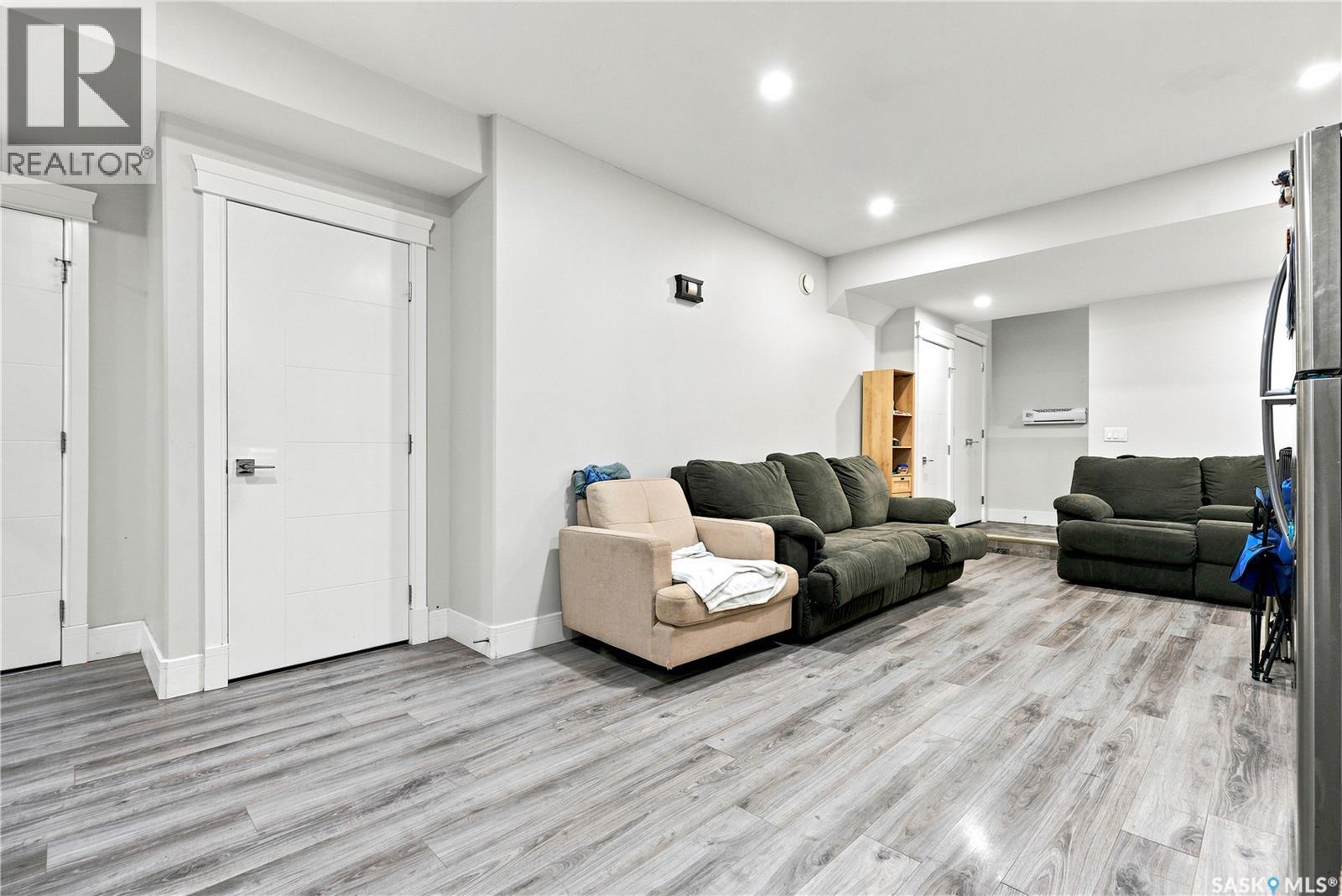 670 Fast Crescent, Saskatoon, Saskatchewan  S7W 0X1 - Photo 49 - SK044587