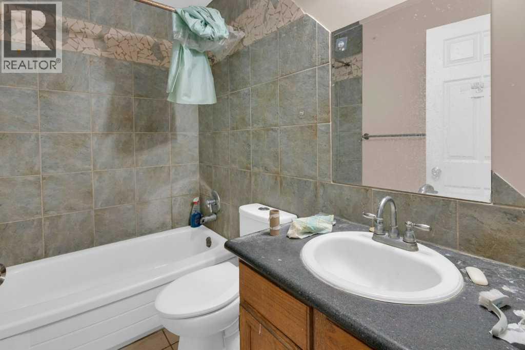 127 Scenic Cove Circle NW, Calgary, Alberta  T3L 1M5 - Photo 11 - A2334863