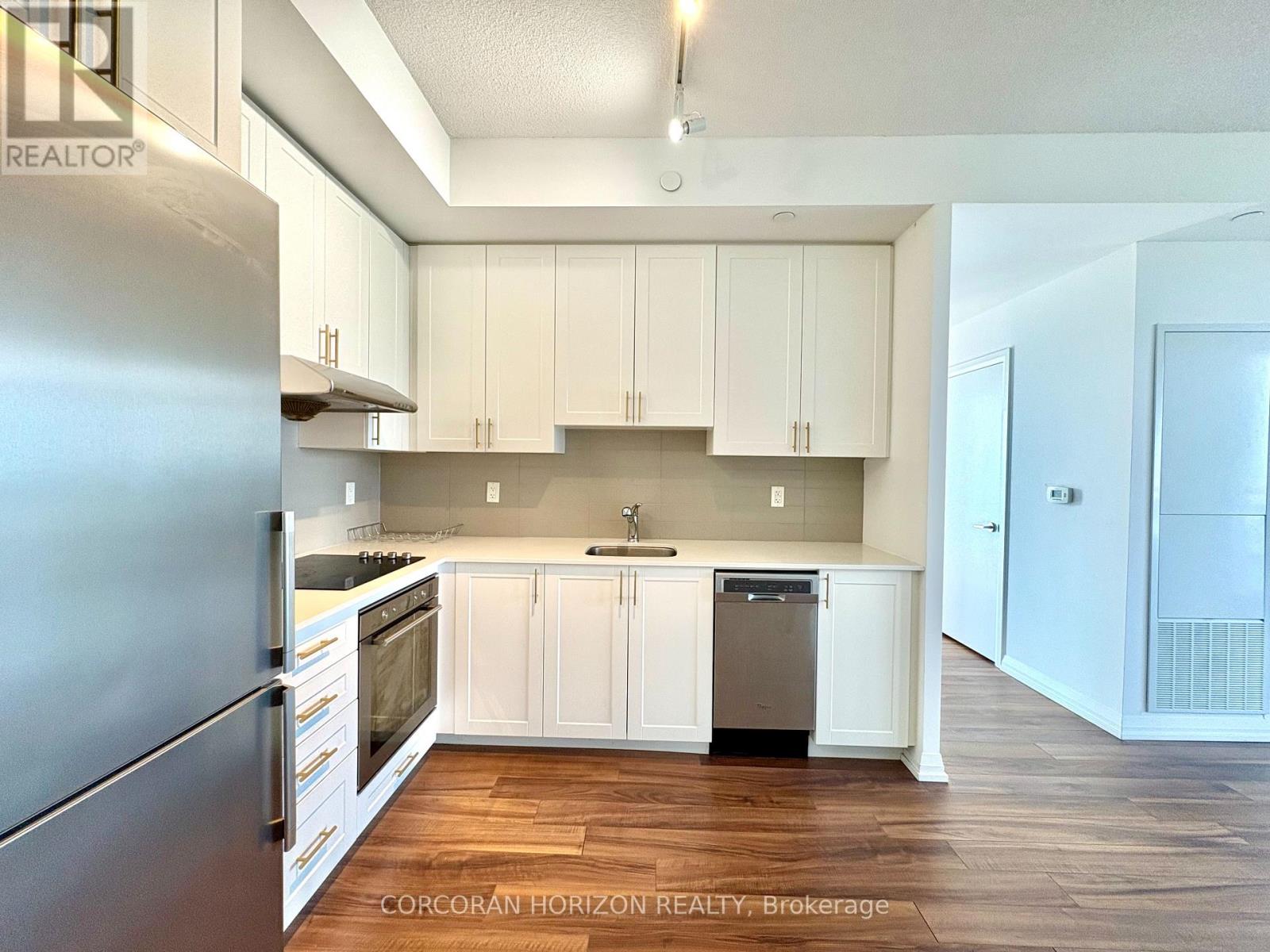 4111 - 55 Ann O'reilly Road, Toronto, Ontario  M2J 0E1 - Photo 4 - C13640816