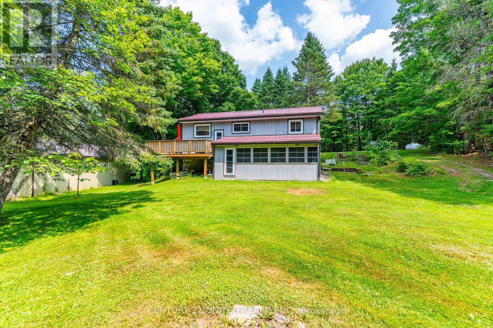 1001 English Circle, Highlands East, Ontario  K0M 1R0 - Photo 2 - X13641948