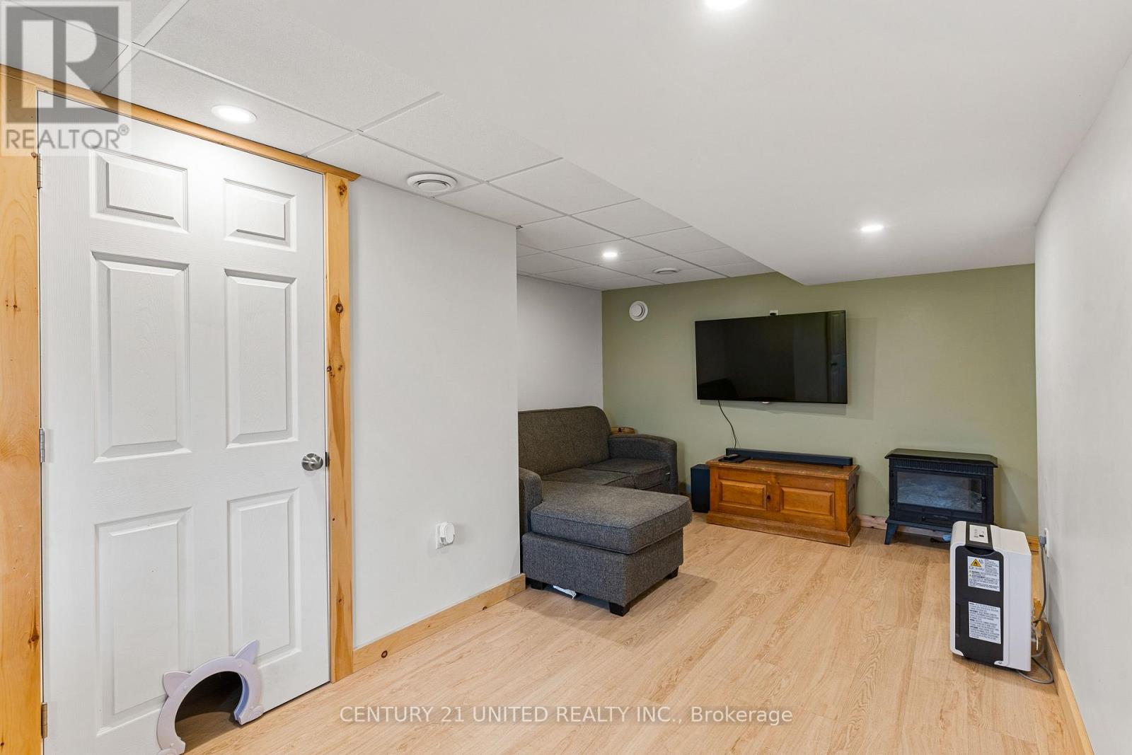 1001 English Circle, Highlands East, Ontario  K0M 1R0 - Photo 38 - X13641948