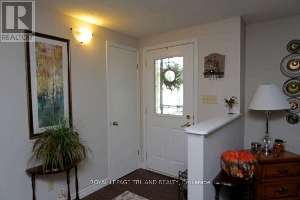 348 Shannon Boulevard, South Huron, Ontario  N0M 1T0 - Photo 7 - X13641912