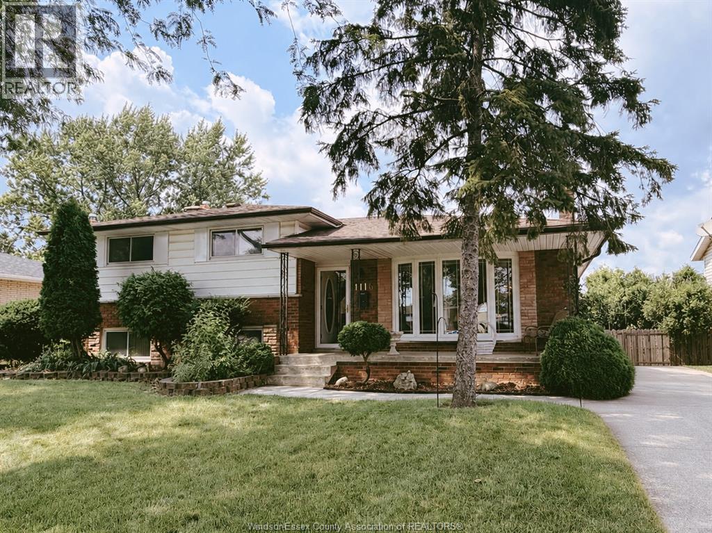 1116 SUMACH CRESCENT, Windsor, Ontario