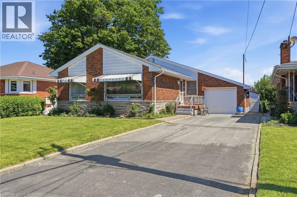 18 Pleasant Avenue, Stoney Creek, Ontario  L8G 2L2 - Photo 2 - 40843435