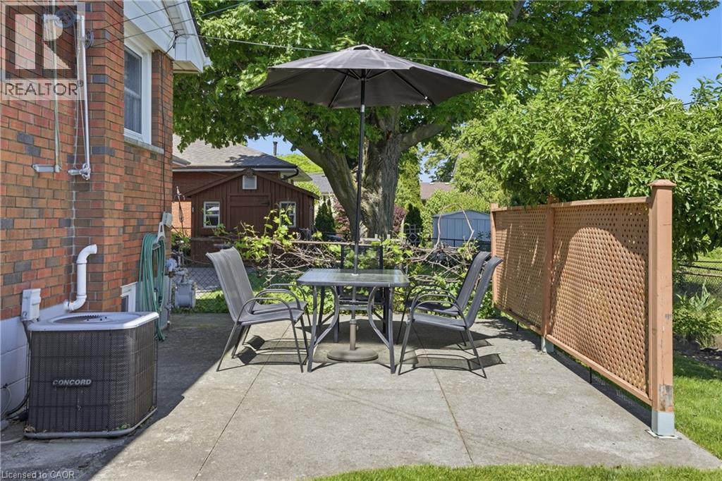 18 Pleasant Avenue, Stoney Creek, Ontario  L8G 2L2 - Photo 25 - 40843435