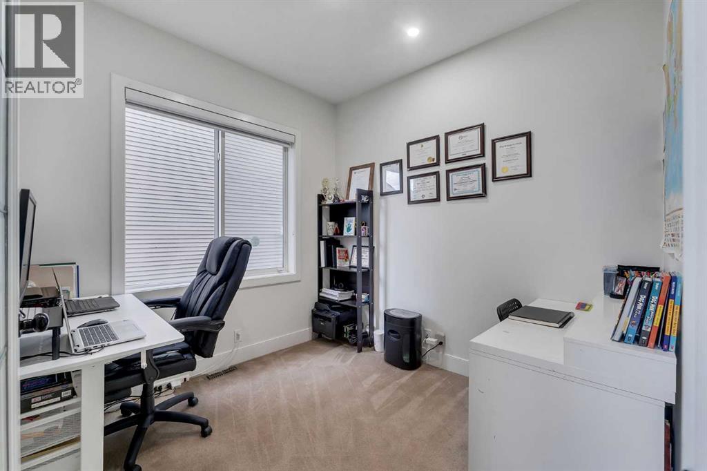 109 Evanscove Heights NW, Calgary, Alberta  T3P 0A4 - Photo 8 - A2320575