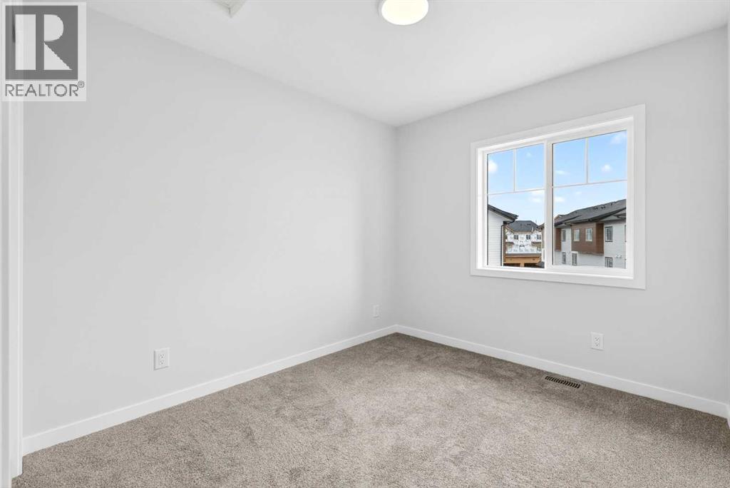 10 Hotchkiss Parade SE, Calgary, Alberta  T3S 0X5 - Photo 18 - A2321271