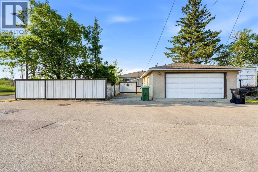 3803 14 Avenue NE, Calgary, Alberta  T2A 4A5 - Photo 7 - A2333487