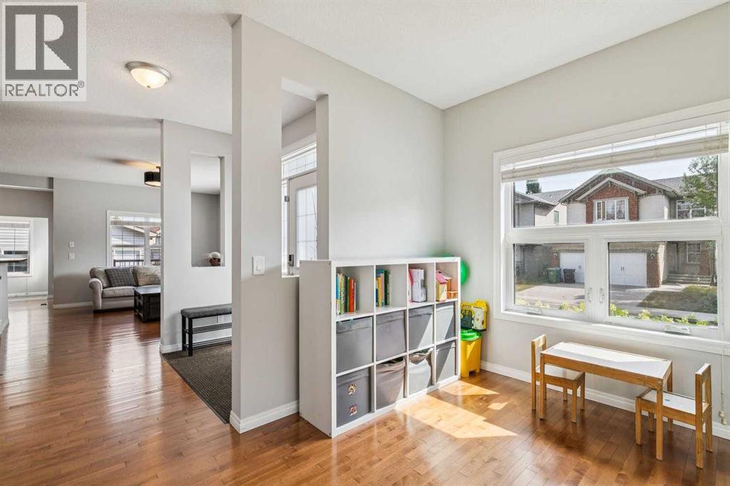 252 Silverado Plains Close SW, Calgary, Alberta  T2X 0G6 - Photo 5 - A2334618