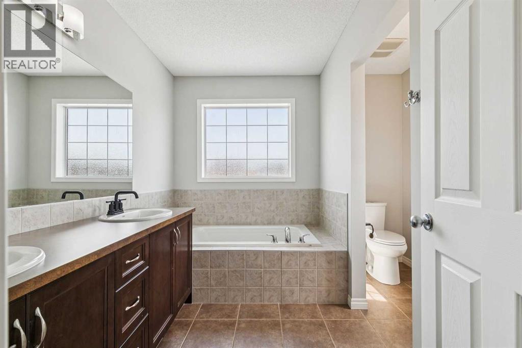 252 Silverado Plains Close SW, Calgary, Alberta  T2X 0G6 - Photo 25 - A2334618
