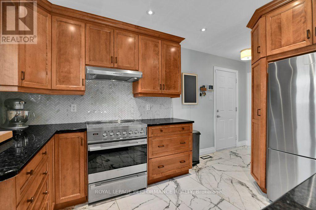 2401 Wyndale Crescent, Ottawa, Ontario  K1H 7A5 - Photo 13 - X13641950