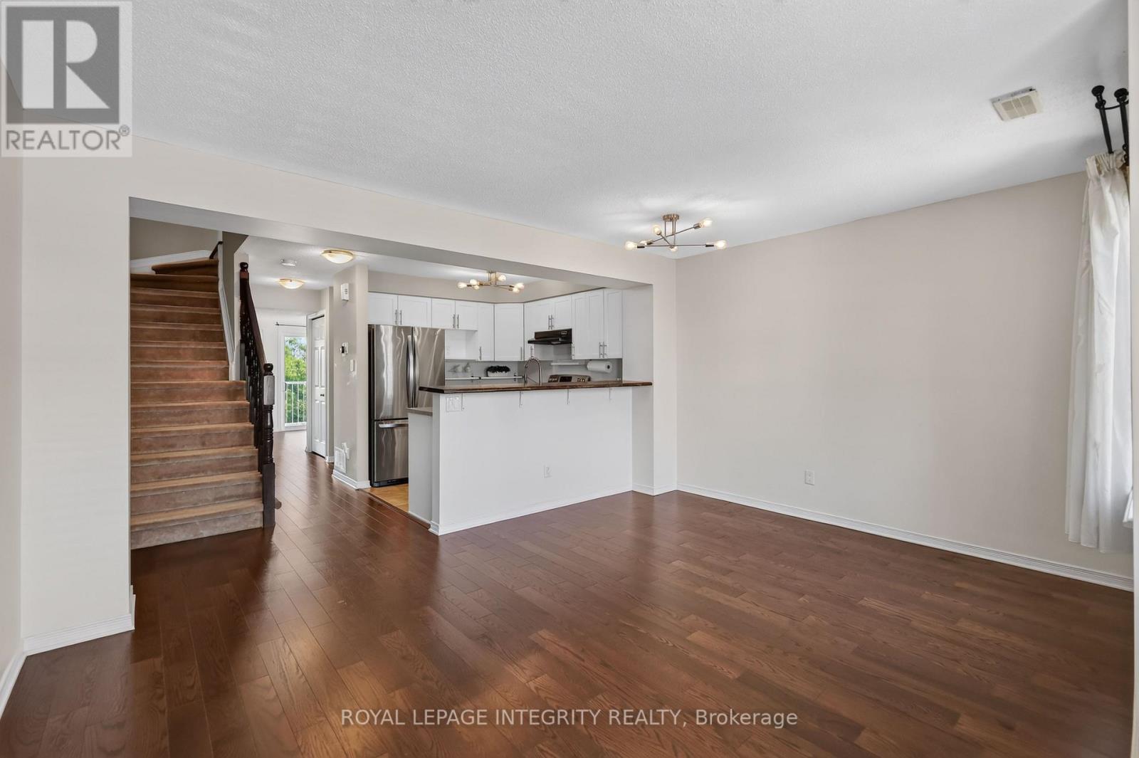 635 Reardon Private, Ottawa, Ontario  K1V 2K9 - Photo 11 - X13642106