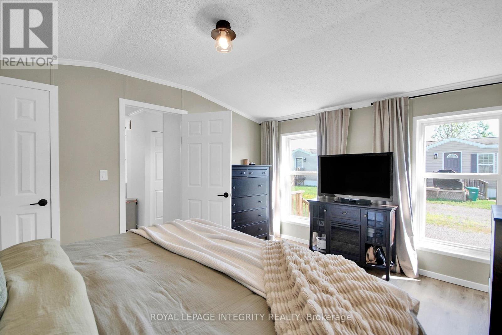 6727 Chris Tierney Private, Ottawa, Ontario  K4P 1H4 - Photo 15 - X13642156