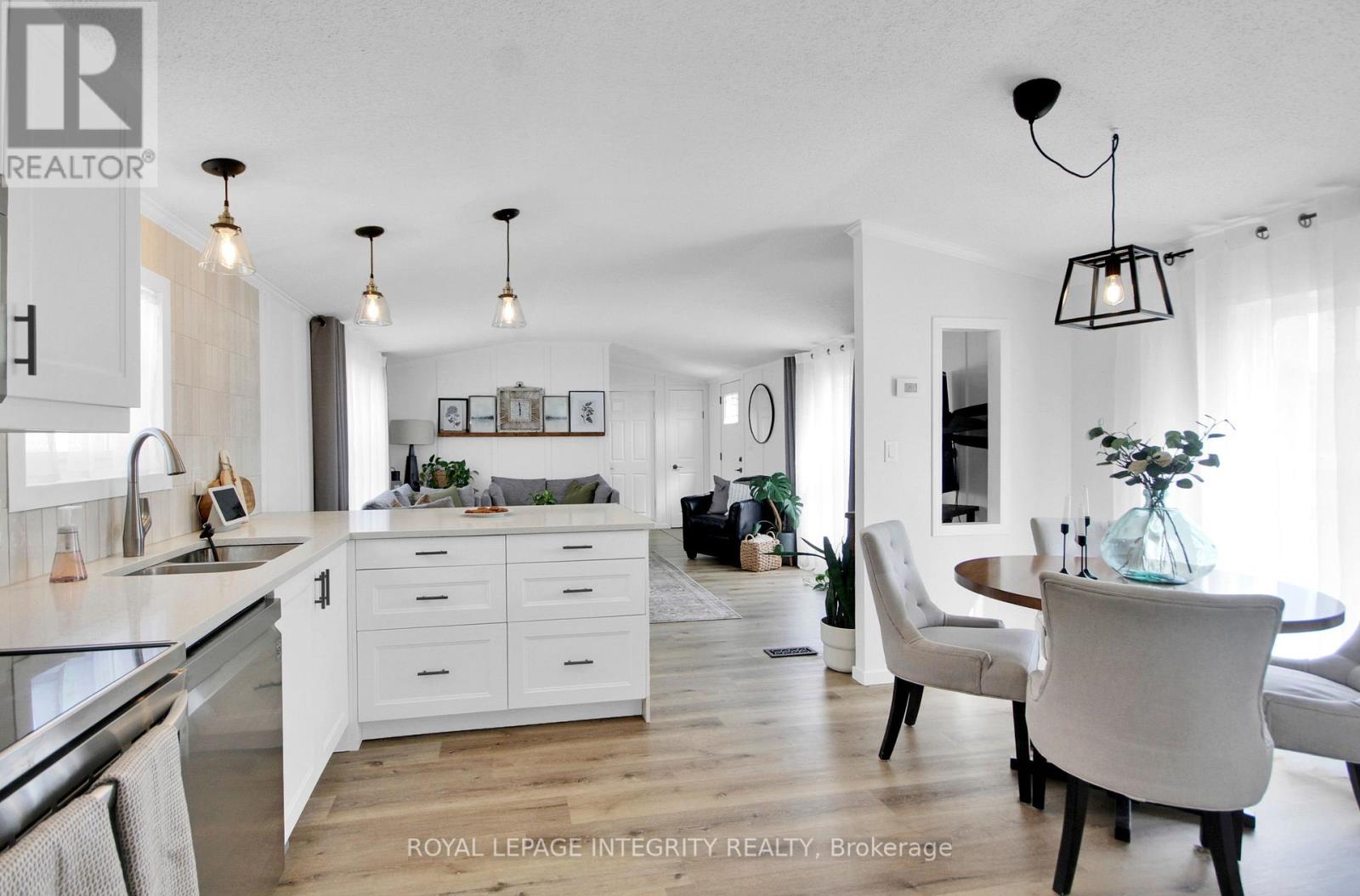 6727 Chris Tierney Private, Ottawa, Ontario  K4P 1H4 - Photo 6 - X13642156