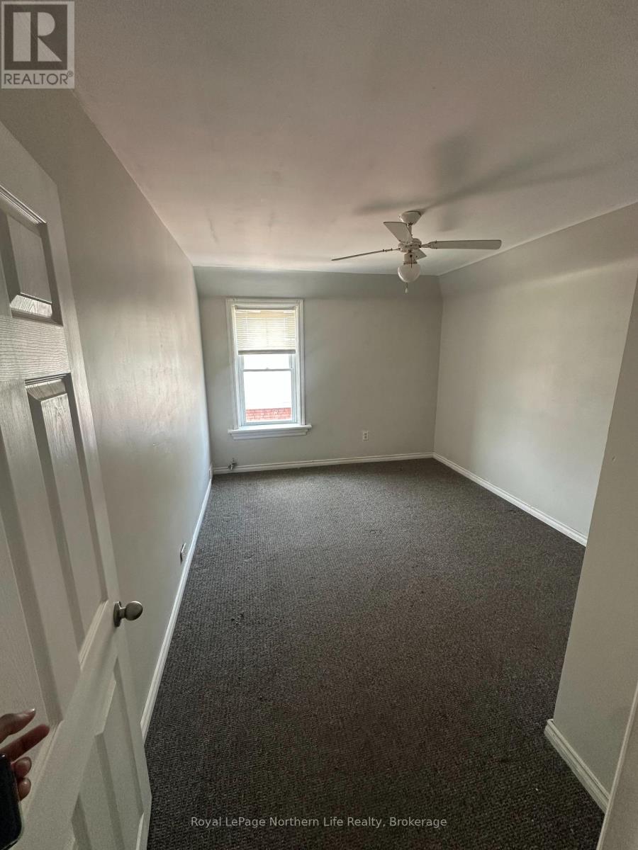 2 - 434 Worthington Street E, North Bay, Ontario  P1B 1H5 - Photo 5 - X13642068
