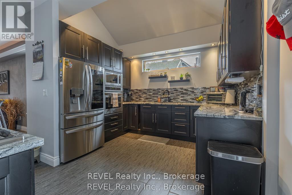 92-94 Kent Street, Port Colborne, Ontario  L3K 2Z5 - Photo 6 - X13235864