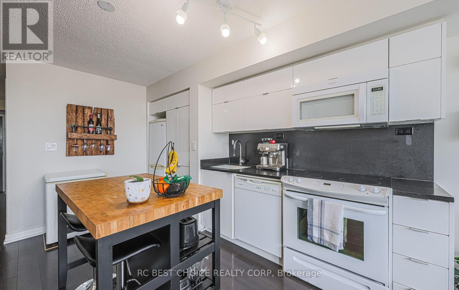 1501 - 21 Iceboat Terrace N, Toronto, Ontario  M5V 4A9 - Photo 16 - C13642058
