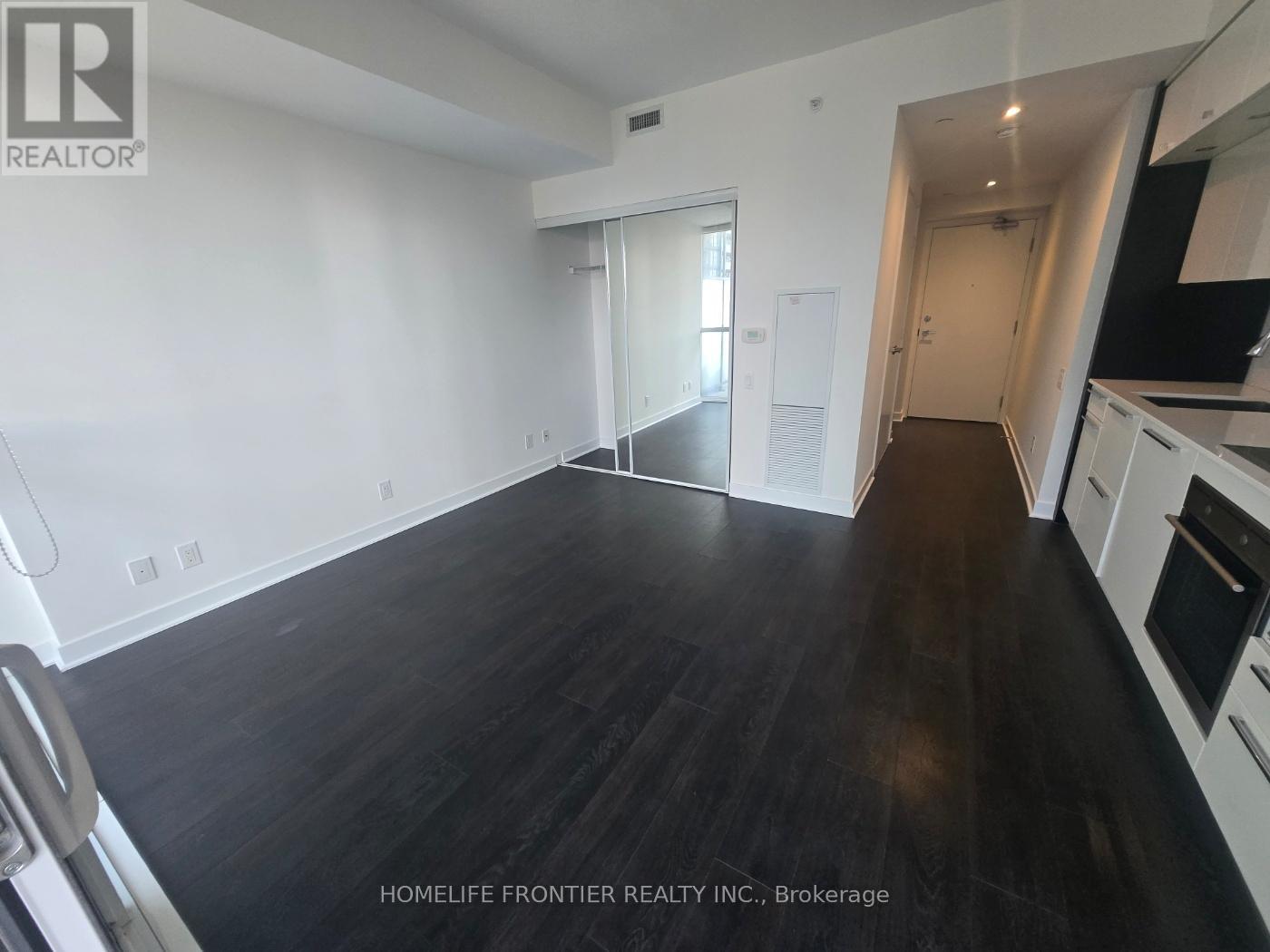 2106 - 15 Grenville Street, Toronto, Ontario  M4Y 0B9 - Photo 9 - C13642130