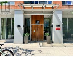 1106 - 126 SIMCOE STREET, Toronto, Ontario