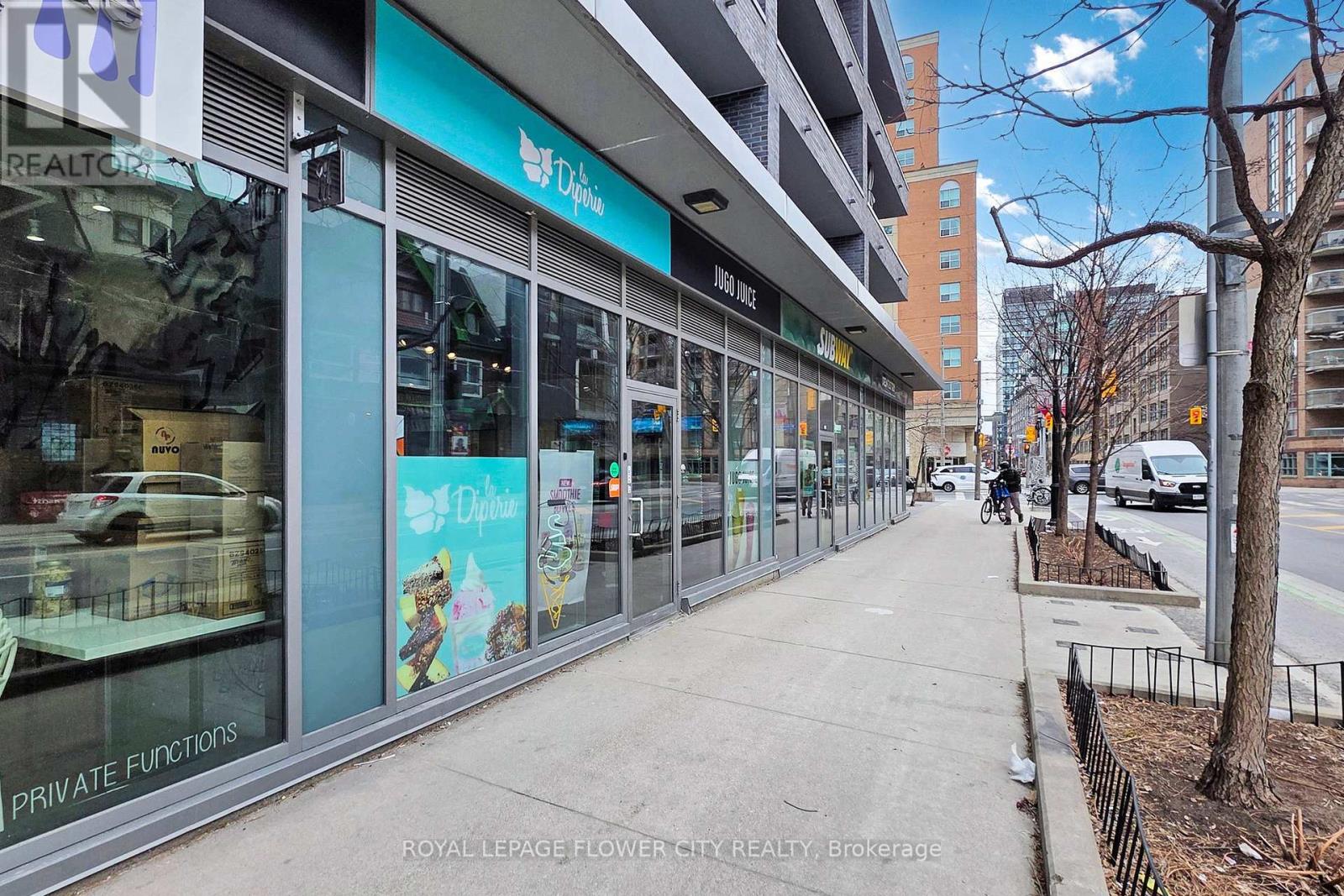 104 - 320 Richmond Street, Toronto (Moss Park), Ontario  M5A 2R3 - Photo 5 - C13642162