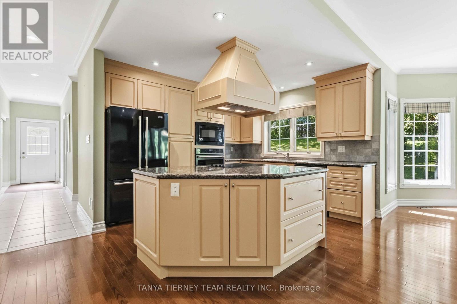 75 Woodbridge Circle, Scugog, Ontario  L9L 2B3 - Photo 16 - E13642146