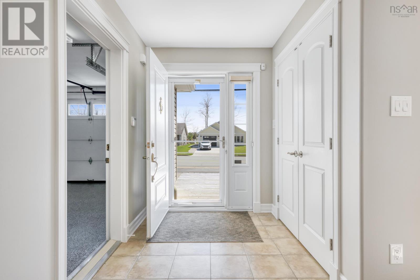 376 Glen Allan Drive, Bridgewater, Nova Scotia  B4V 0A9 - Photo 5 - 202611314