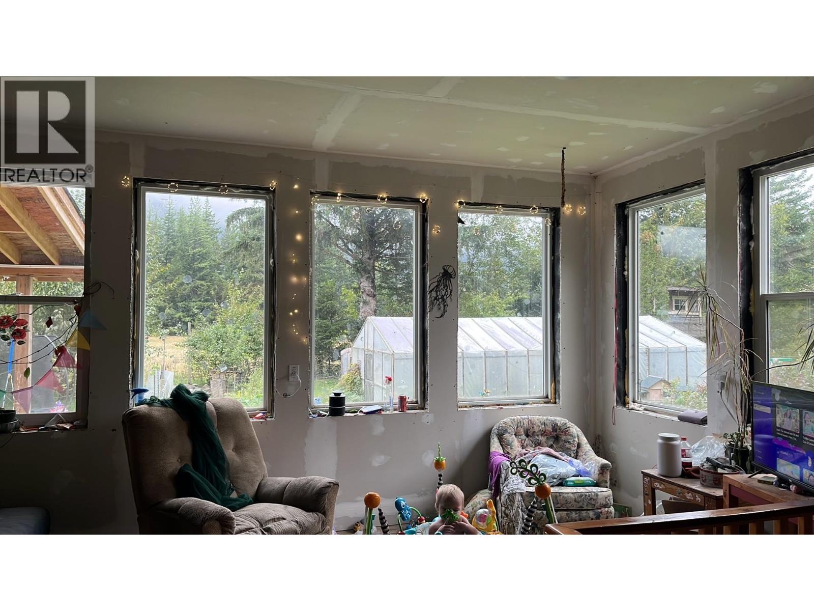 1276 Mackenzie Highway, Bella Coola, British Columbia  V0T 1C0 - Photo 11 - R3152792
