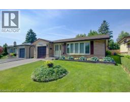 141 HAZELGLEN Drive, Kitchener, Ontario
