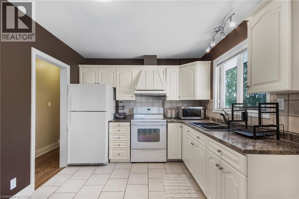 185 Burlington Street, London, Ontario  N5Z 3V9 - Photo 8 - 40845193