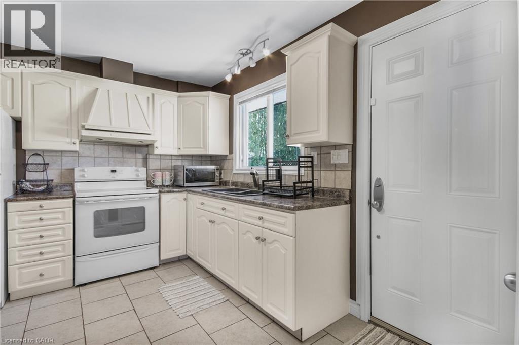 185 Burlington Street, London, Ontario  N5Z 3V9 - Photo 7 - 40845193