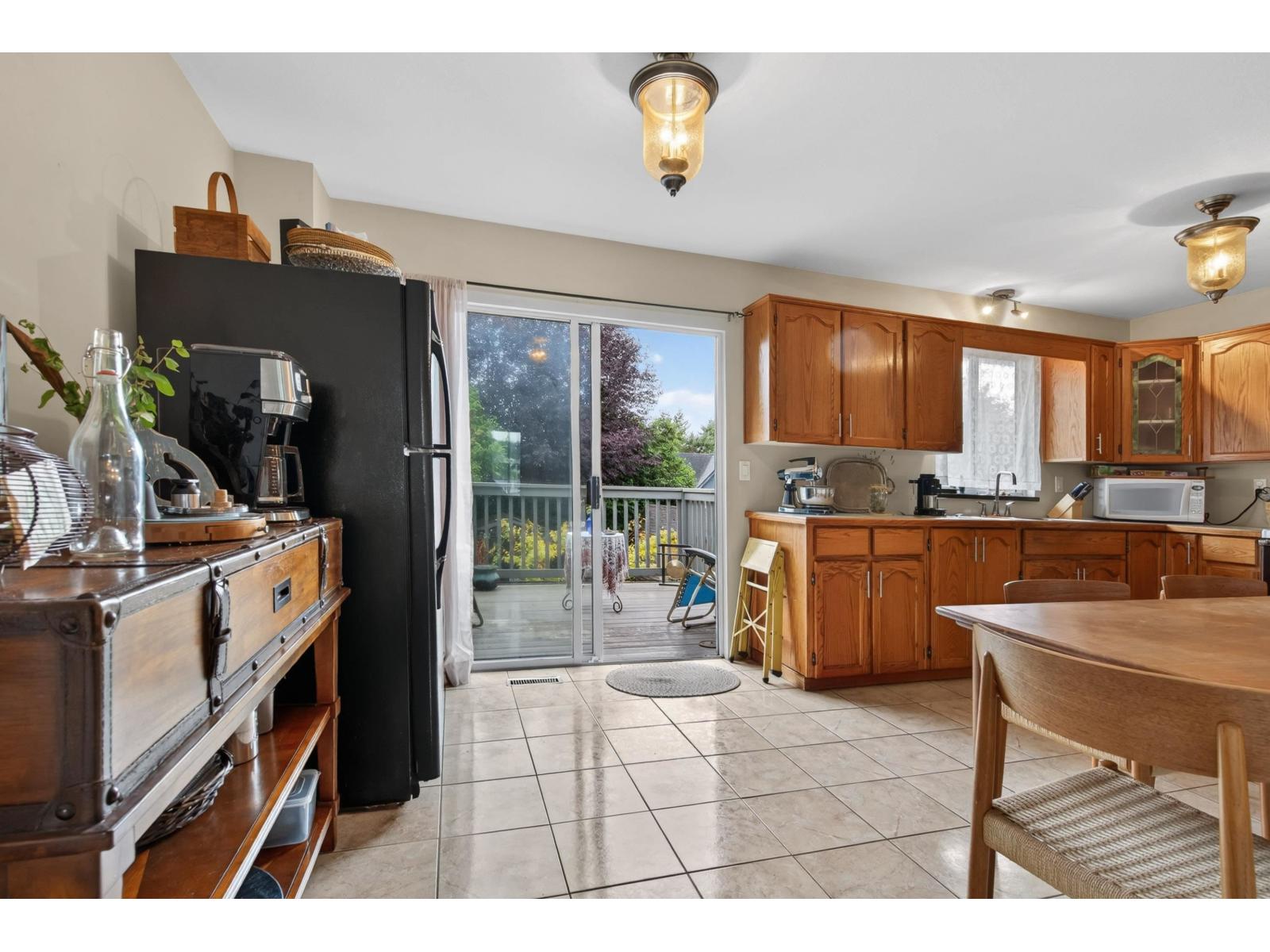 33598 8 Avenue, Mission, British Columbia  V2V 2H7 - Photo 10 - R3151147
