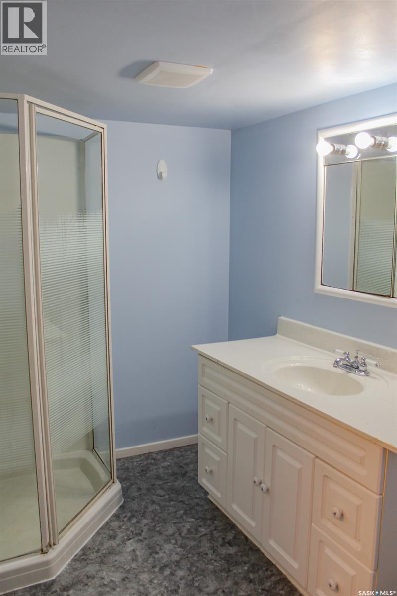 420 Burrows Avenue W, Melfort, Saskatchewan  S0E 1A0 - Photo 25 - SK044594