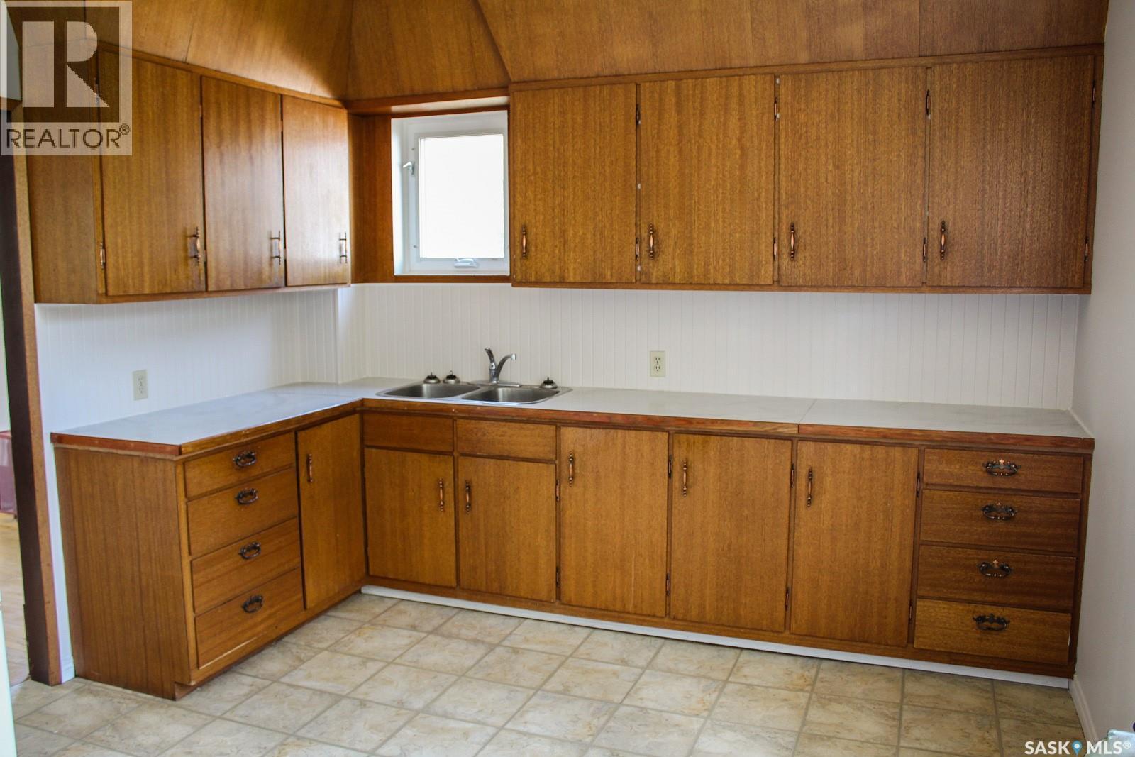 420 Burrows Avenue W, Melfort, Saskatchewan  S0E 1A0 - Photo 12 - SK044594