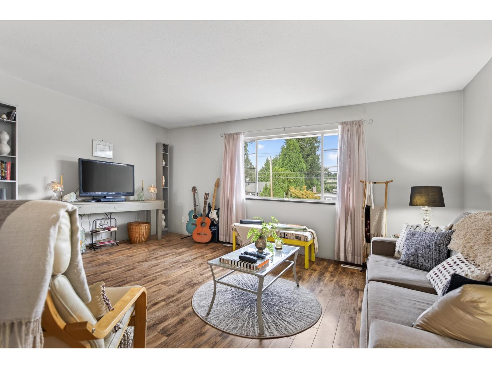 33598 8 Avenue, Mission, British Columbia  V2V 2H7 - Photo 11 - R3151147
